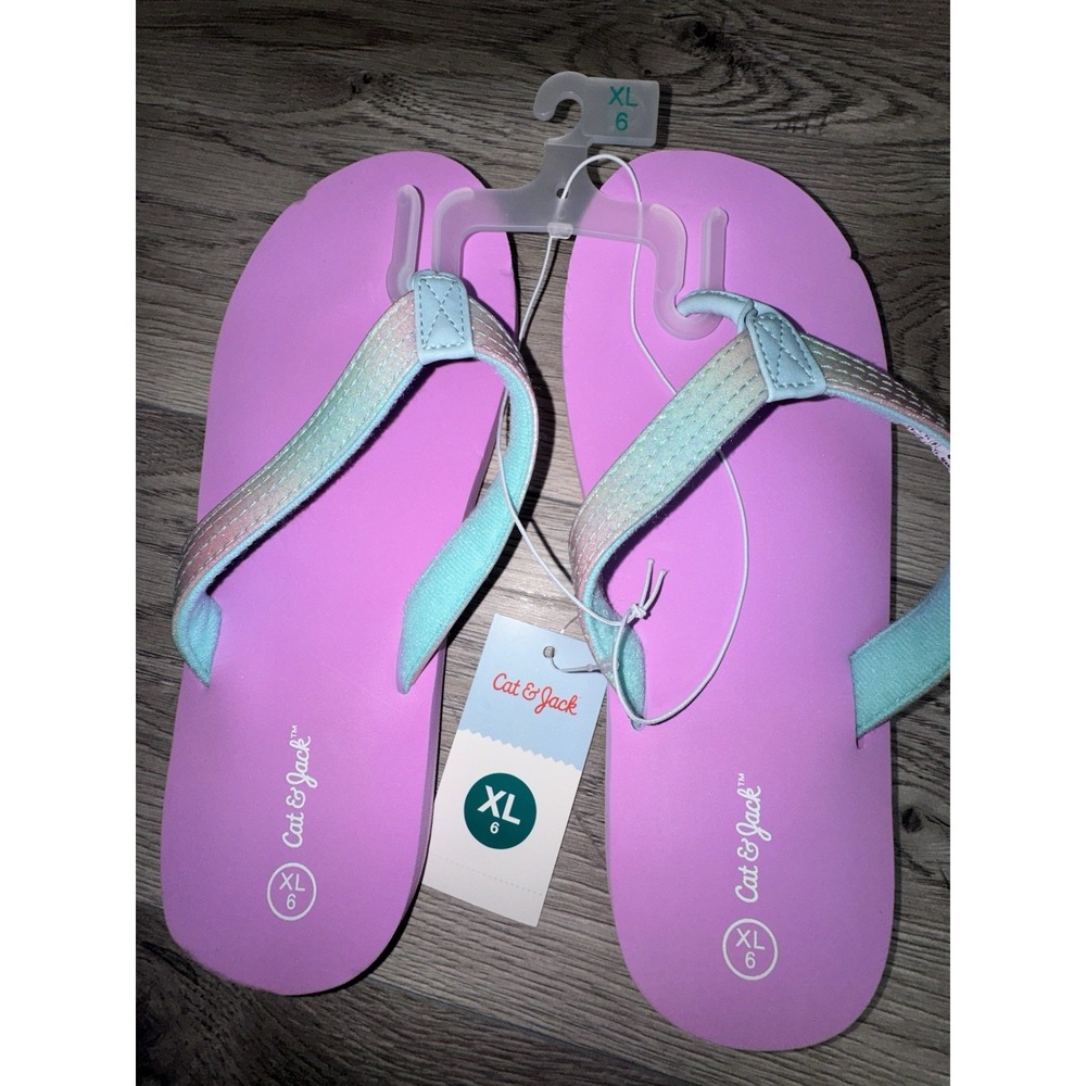 Cat & Jack Big Kids Purple Flip Flop Sandals Size XL 6